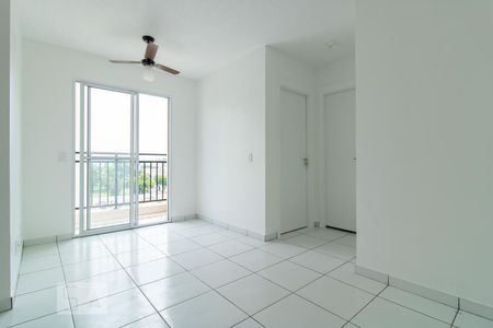 Sala de apartamento para alugar com 2 quartos, 44m² em Parada de Lucas, Rio de Janeiro