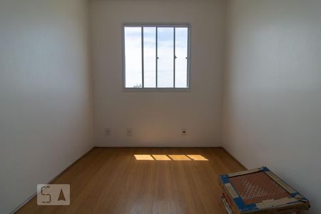 Quarto 1 de apartamento para alugar com 2 quartos, 44m² em Parada de Lucas, Rio de Janeiro