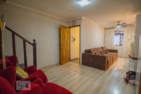 Sala de casa de condomínio para alugar com 3 quartos, 132m² em Penha de França, São Paulo