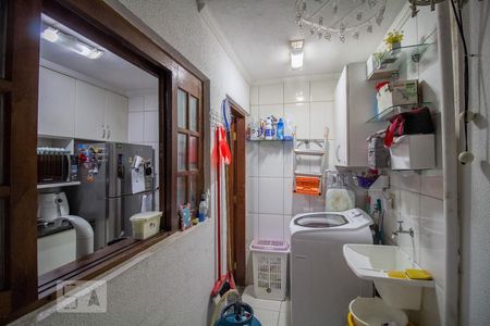 Casa de condomínio à venda com 132m², 3 quartos e 3 vagasÁrea de Serviço