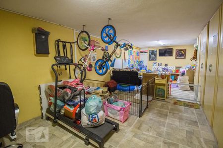 Casa de condomínio à venda com 132m², 3 quartos e 3 vagasGaragem