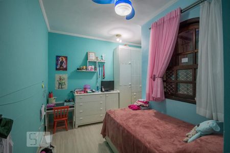 Casa de condomínio à venda com 132m², 3 quartos e 3 vagasQuarto 3