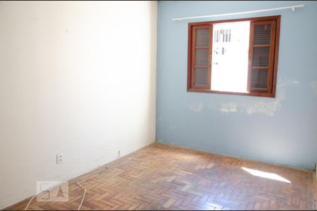 Quarto 2 de casa à venda com 1 quarto, 80m² em Vila Nivi, São Paulo