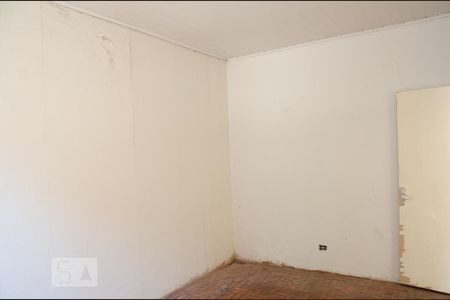 Quarto 2 de casa à venda com 1 quarto, 80m² em Vila Nivi, São Paulo