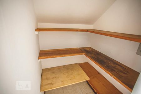 Dispensa da sala de casa para alugar com 3 quartos, 147m² em Parque Jabaquara, São Paulo