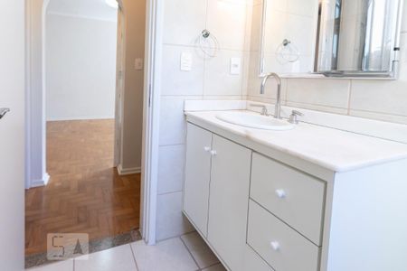 Apartamento à venda com 89m², 2 quartos e 1 vaga Apartamento à venda com 89m², 2 quartos e 1 vagaBanheiro