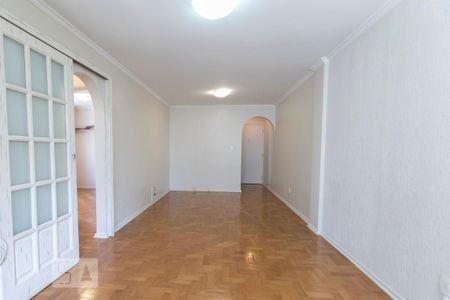 Apartamento à venda com 89m², 2 quartos e 1 vaga Apartamento à venda com 89m², 2 quartos e 1 vagaSala