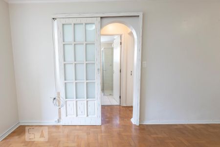 Apartamento à venda com 89m², 2 quartos e 1 vaga Apartamento à venda com 89m², 2 quartos e 1 vagaSala