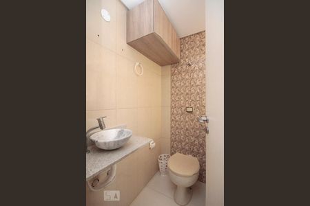 Banheiro de kitnet/studio para alugar com 1 quarto, 30m² em Vila Buarque, São Paulo