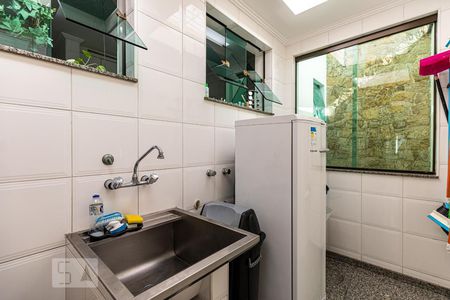 Casa à venda com 800m², 7 quartos e 8 vagasÁrea de Serviço