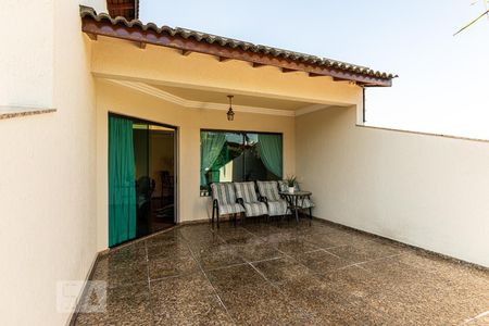 Casa à venda com 800m², 7 quartos e 8 vagasSacada