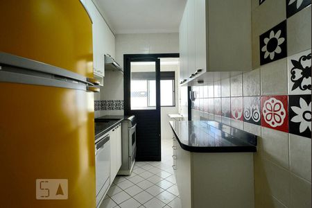 Apartamento para alugar com 69m², 3 quartos e 2 vagasCozinha