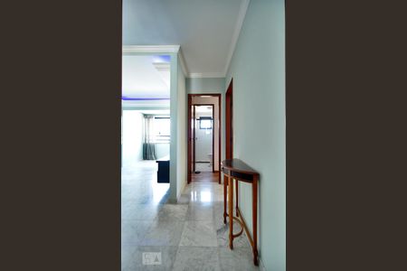 Apartamento para alugar com 69m², 3 quartos e 2 vagasCorredor