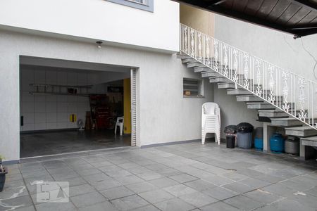 Casa à venda com 209m², 4 quartos e 4 vagas Casa à venda com 209m², 4 quartos e 4 vagasGARAGEM