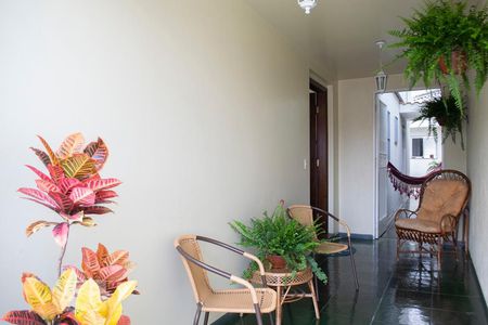 Casa à venda com 209m², 4 quartos e 4 vagas Casa à venda com 209m², 4 quartos e 4 vagasENTRADA