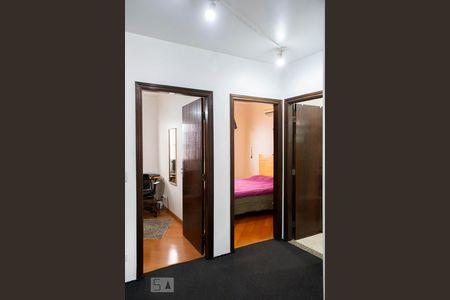 Casa à venda com 209m², 4 quartos e 4 vagas Casa à venda com 209m², 4 quartos e 4 vagasHALL QUARTOS