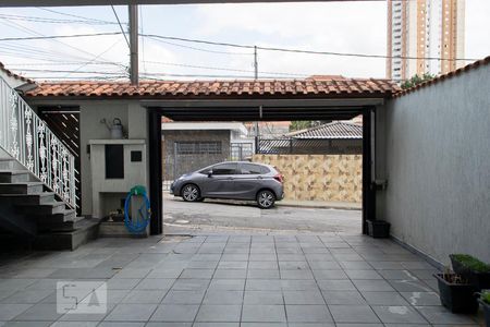 Casa à venda com 209m², 4 quartos e 4 vagas Casa à venda com 209m², 4 quartos e 4 vagasGARAGEM