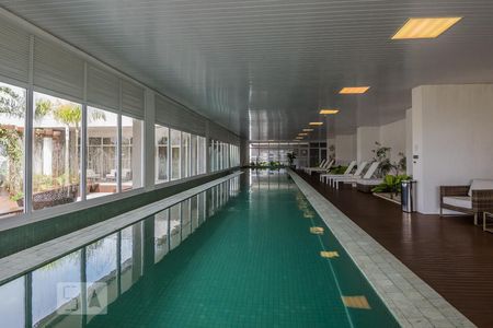 Apartamento à venda com 70m², 1 quarto e 1 vagaÁrea comum - Piscina