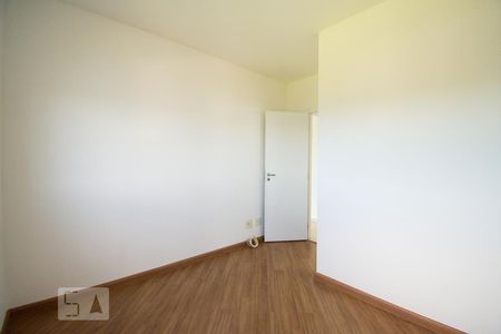 Apartamento à venda com 75m², 2 quartos e 2 vagasSuíte