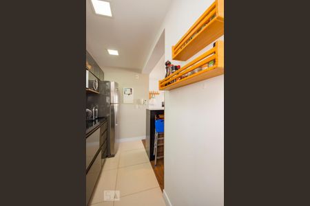 Apartamento à venda com 74m², 2 quartos e 2 vagasCozinha