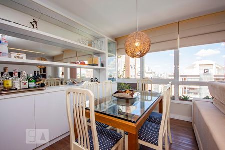 Sala de apartamento à venda com 2 quartos, 74m² em Boa Vista, Porto Alegre