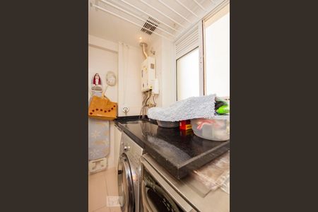 Apartamento à venda com 74m², 2 quartos e 2 vagasLavanderia