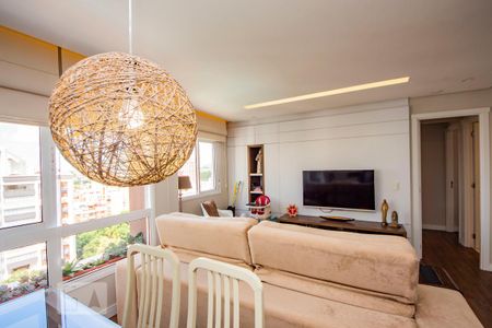 Apartamento à venda com 74m², 2 quartos e 2 vagasSala