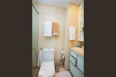 Apartamento à venda com 74m², 2 quartos e 2 vagasBanheiro 2