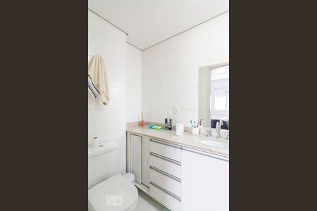 Apartamento à venda com 65m², 2 quartos e 2 vagas Apartamento à venda com 65m², 2 quartos e 2 vagasBanheiro Suíte 1
