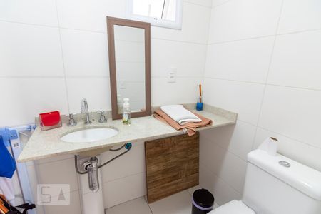 Banheiro de apartamento à venda com 2 quartos, 65m² em Vila Pires, Santo André