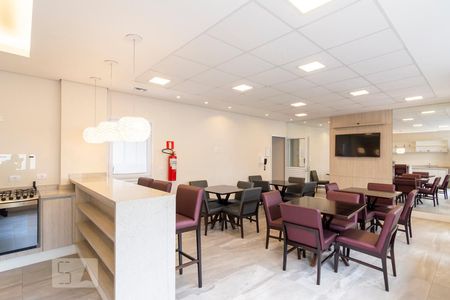 Apartamento à venda com 65m², 2 quartos e 2 vagas Apartamento à venda com 65m², 2 quartos e 2 vagasÁrea comum - Salão de festas