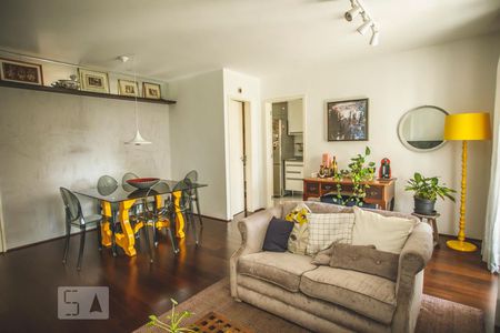 Sala de apartamento para alugar com 2 quartos, 100m² em Chácara Inglesa, São Paulo
