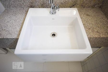 Apartamento para alugar com 90m², 3 quartos e 1 vagaPia do banheiro