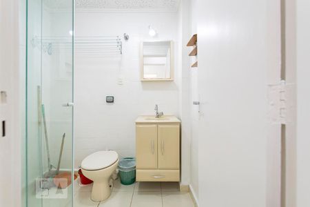 Banheiro de kitnet/studio à venda com 1 quarto, 38m² em Liberdade, São Paulo
