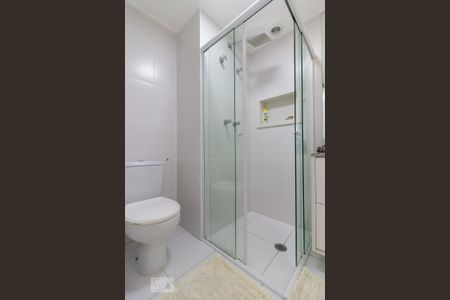 Apartamento para alugar com 154m², 3 quartos e 3 vagasBanheiro quarto 1 suíte