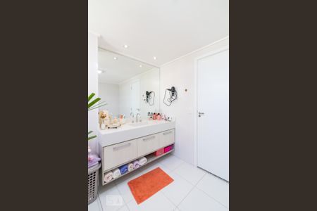 Apartamento para alugar com 154m², 3 quartos e 3 vagasBanheiro quarto 3 suíte