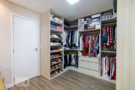 Apartamento para alugar com 154m², 3 quartos e 3 vagasCloset quarto 3 suíte