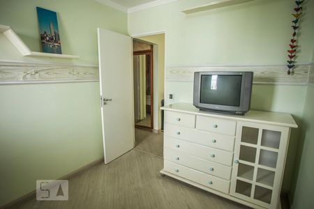 Quarto 1 de apartamento para alugar com 2 quartos, 48m² em Vila Guarani (z Sul), São Paulo