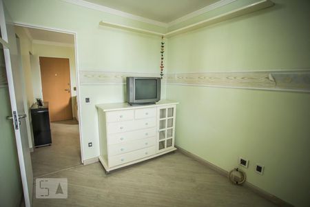 Quarto 1 de apartamento para alugar com 2 quartos, 48m² em Vila Guarani (z Sul), São Paulo