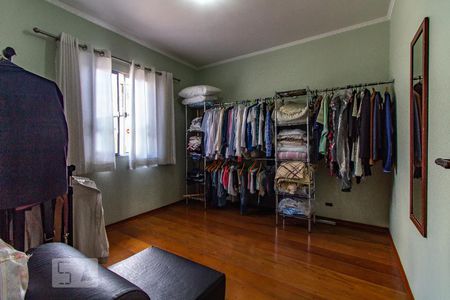 Casa à venda com 180m², 3 quartos e 4 vagas Casa à venda com 180m², 3 quartos e 4 vagasQuarto 2