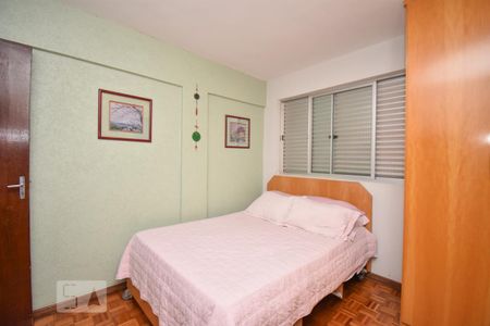 Apartamento à venda com 68m², 2 quartos e 3 vagas