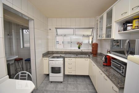 Apartamento à venda com 68m², 2 quartos e 3 vagas