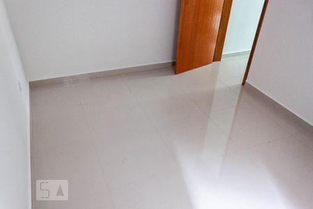Quarto 1 de casa de condomínio para alugar com 1 quarto, 40m² em Vila Isolina Mazzei, São Paulo