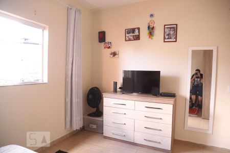 Casa à venda com 300m², 6 quartos e 3 vagasQuarto 2 casa 3