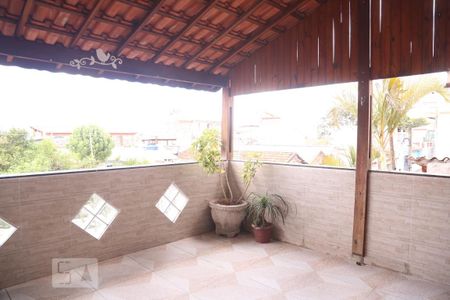 Casa à venda com 300m², 6 quartos e 3 vagassacada