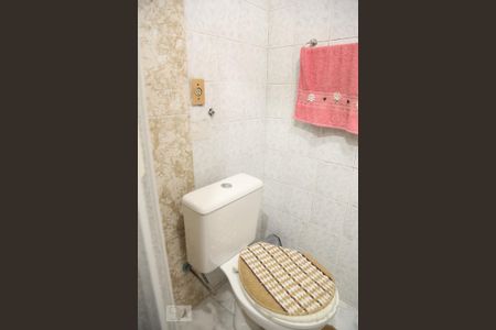 Casa à venda com 300m², 6 quartos e 3 vagasBanheiro