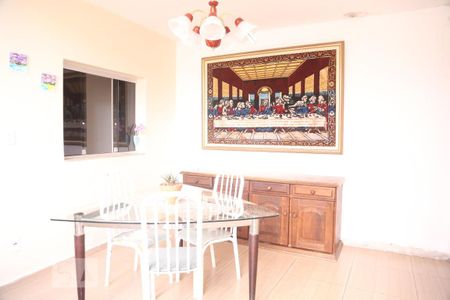 Casa à venda com 300m², 6 quartos e 3 vagasSala de Jantar