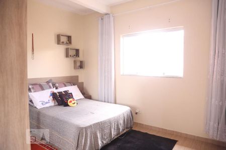 Casa à venda com 300m², 6 quartos e 3 vagasQuarto 2 casa 3