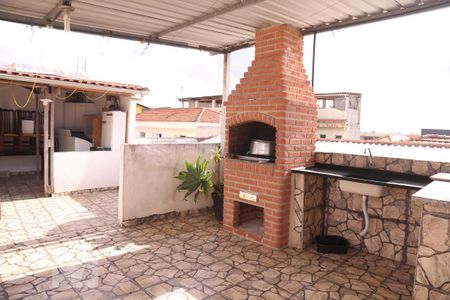 Casa à venda com 300m², 6 quartos e 3 vagasarea da churrasqueira