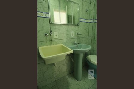 Banheiro de apartamento para alugar com 1 quarto, 35m² em Tijuca, Rio de Janeiro